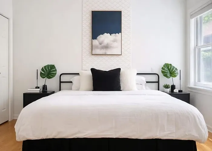Cozy Wicker Park With Movie Holiday home *