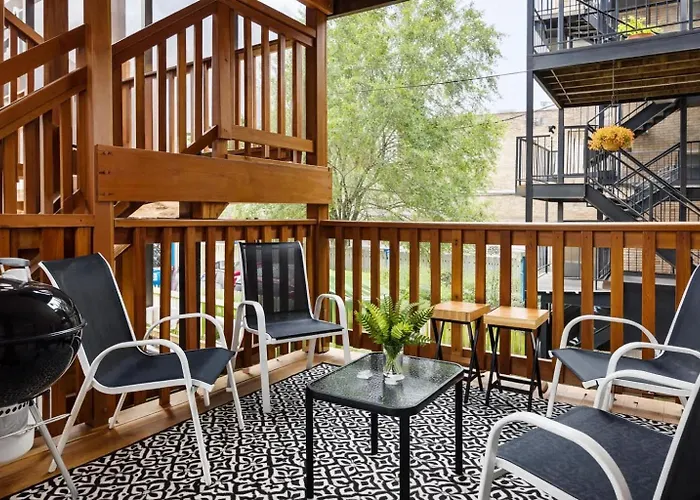Holiday home Cozy Wicker Park With Movie Chicago